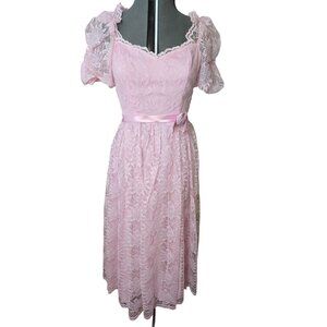 Vintage 1980s Pink Lace Puff Sleeve Dress with Satin Bow | Romantic Cottagecore‎